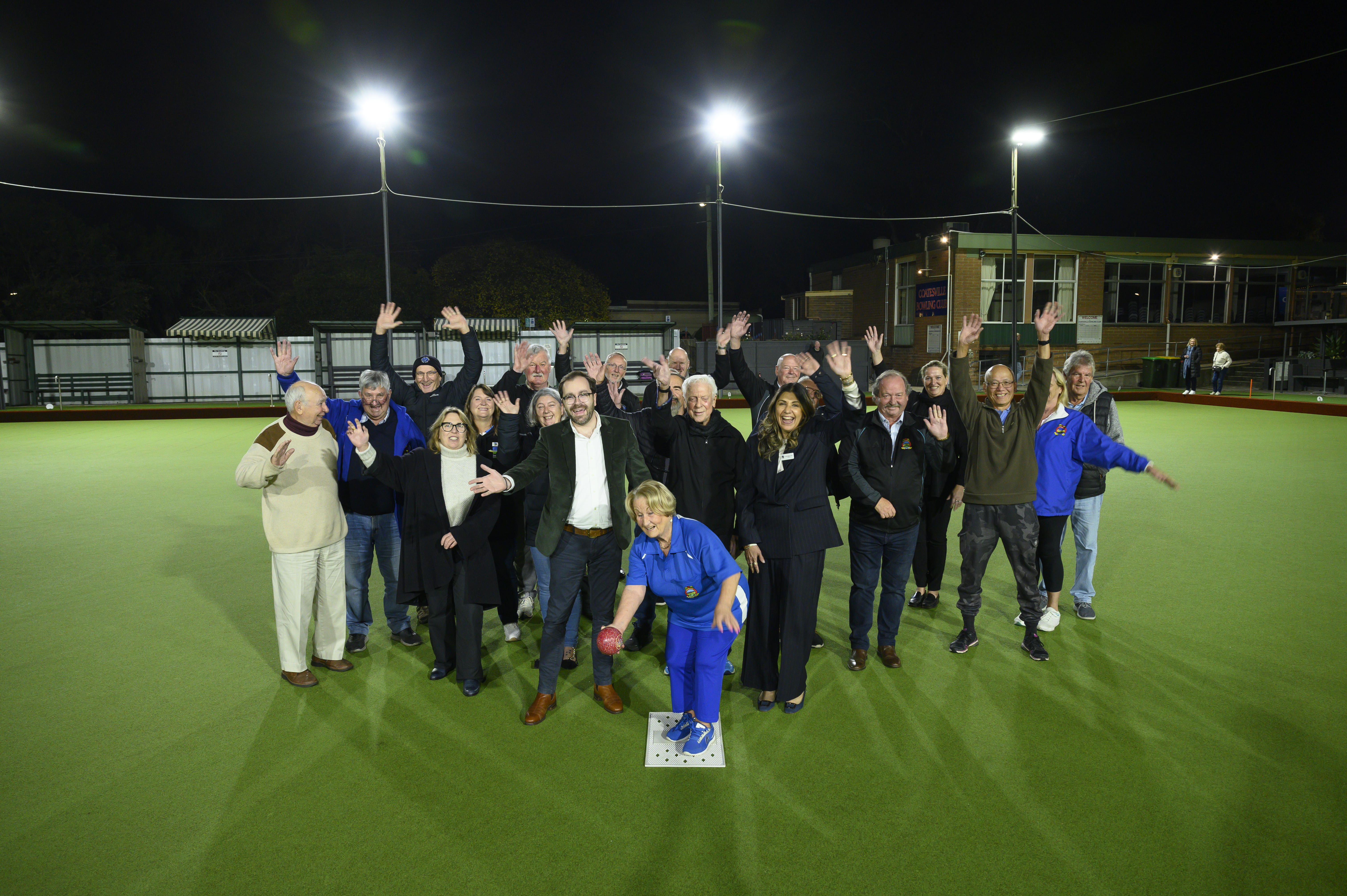 COATESVILLE BOWLS SHINING BRIGHT Main Image